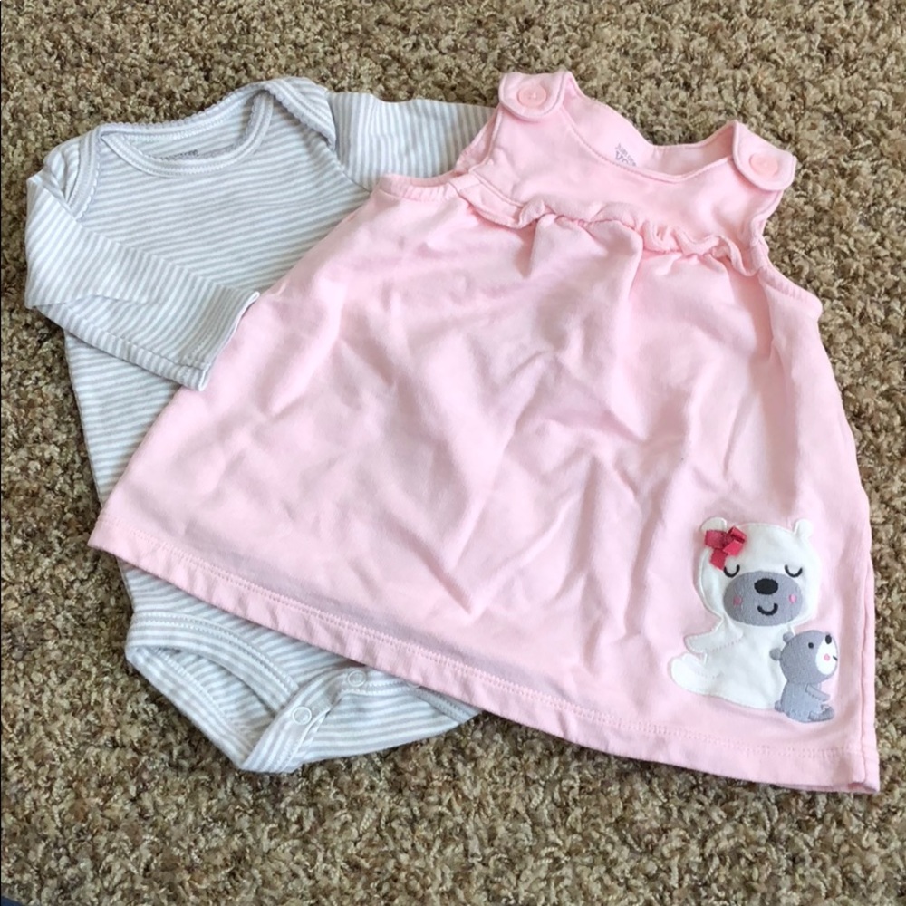 Carter’s mama bear, baby bear jumper and onesie.